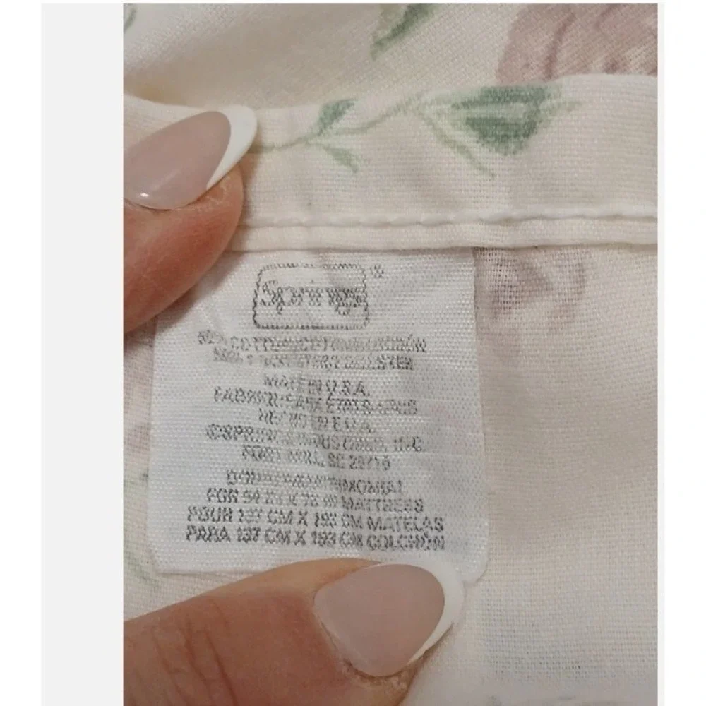 VNTG  Lavender Roses Flat Sheet Full Sz 95x79 Floral Flowers Cottage Granny USA